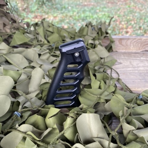 Saber Tactical AR Grip